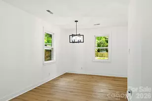 1936 Lakedell Dr, Charlotte, NC 28215 - Photo 18