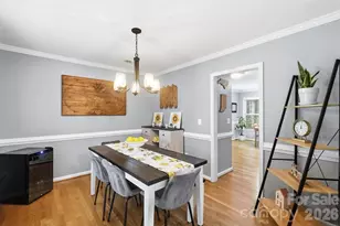 4802 Bridle Ridge Ln, Charlotte, NC 28269 - Photo 6