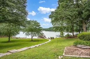 158 Wildwood Trail Dr, Statesville, NC 28677 - Photo 2