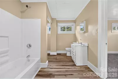 893 7th Street Drive SE, Hickory, NC 28602 - Photo 8