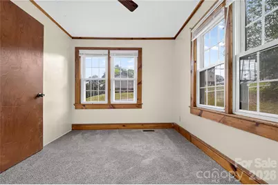 893 7th Street Drive SE, Hickory, NC 28602 - Photo 6