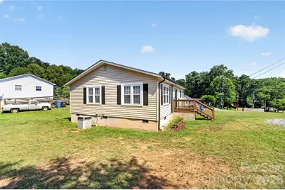893 7th Street Drive SE, Hickory, NC 28602 - Photo 16