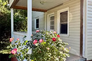 2565 Brentwood Pl, Charlotte, NC 28208 - Photo 2