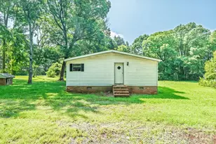 11101 Coble Rd, Charlotte, NC 28227 - Photo 6