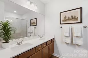 5865 Tuckaseegee Rd, Charlotte, NC 28208 - Photo 12