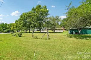 119 E Meadow Ln, Horse Shoe, NC 28742 - Photo 36