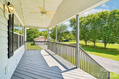 119 E Meadow Lane, Horse Shoe, NC 28742 - Photo 6
