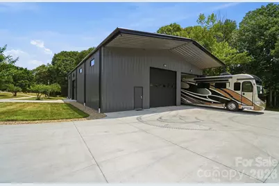 211 Winthrow Creek Road, Mooresville, NC 28115 - Photo 2