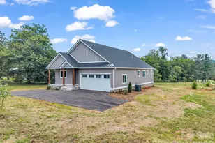 120 Grandview Ln, Hendersonville, NC 28791 - Photo 8