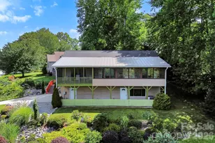 81 Chestnut Ln, Hendersonville, NC 28792 - Photo 12