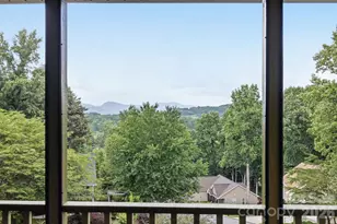 81 Chestnut Ln, Hendersonville, NC 28792 - Photo 4
