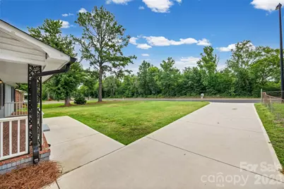 462 S Heckle Boulevard, Rock Hill, SC 29730 - Photo 4