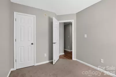 6033 Mary Blair Lane, Charlotte, NC 28214 - Photo 8