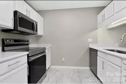 6033 Mary Blair Lane, Charlotte, NC 28214 - Photo 16