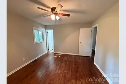 1716 Timberlane Street, Gastonia, NC 28054 - Photo 4