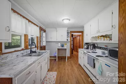 3796 Cameron Place, Hudson, NC 28638 - Photo 14