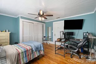 313 E Main St, Morganton, NC 28655 - Photo 28