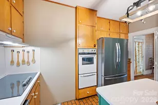 313 E Main St, Morganton, NC 28655 - Photo 12