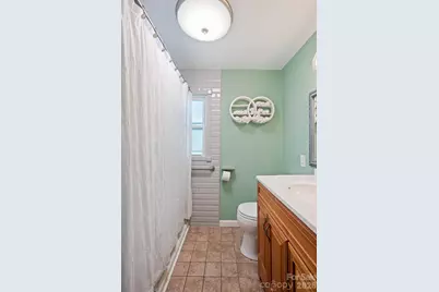 313 E Main Street, Morganton, NC 28655 - Photo 22