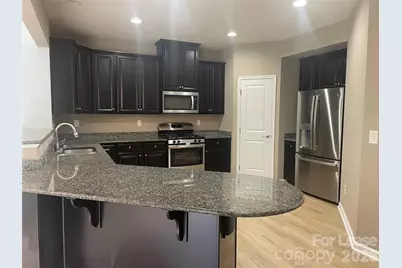 5712 Selkirkshire Road, Charlotte, NC 28278 - Photo 8