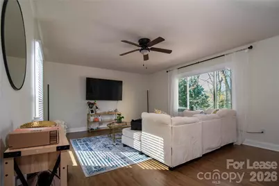 3520 Sargeant Drive, Charlotte, NC 28217 - Photo 4