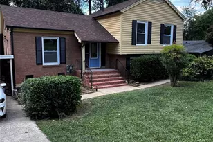 3520 Sargeant Dr, Charlotte, NC 28217 - Photo 2