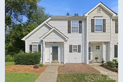 932 Heritage Parkway, Fort Mill, SC 29715 - Photo 2