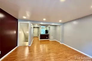 9604 Vinca Cir, Charlotte, NC 28213 - Photo 8