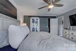 7324 Lake Front Dr, Charlotte, NC 28278 - Photo 24
