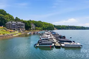 7324 Lake Front Dr, Charlotte, NC 28278 - Photo 2