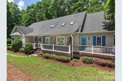 49 Indian Ridge Trail, Hendersonville, NC 28739 - Photo 2