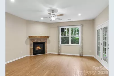 11 Eagle Pointe Way, Flat Rock, NC 28731 - Photo 10