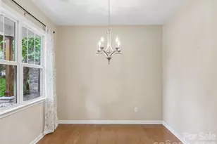 11 Eagle Pointe Way, Flat Rock, NC 28731 - Photo 8