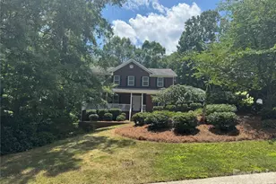419 Whitefriars Ln, Matthews, NC 28105 - Photo 2