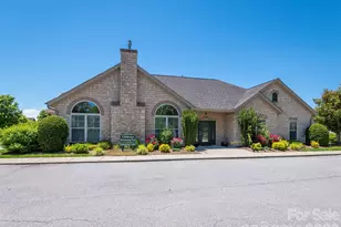 584 Summerfield Pl, Flat Rock, NC 28731 - Photo 42