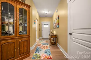 584 Summerfield Pl, Flat Rock, NC 28731 - Photo 6