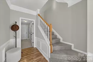 3054 Castleberry Ct, Charlotte, NC 28209 - Photo 4