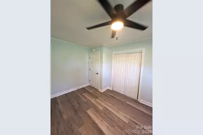 9207 Elgin Drive, Charlotte, NC 28214 - Photo 8