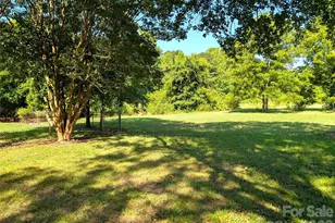9207 Elgin Dr, Charlotte, NC 28214 - Photo 12