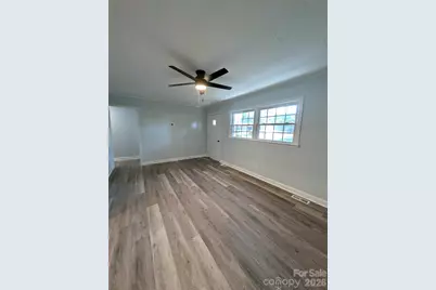9207 Elgin Drive, Charlotte, NC 28214 - Photo 4