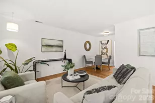 1562 Pecan Ave, Charlotte, NC 28205 - Photo 2