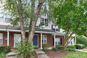 10866 Holly Ridge Blvd, Charlotte, NC 28216 - Photo 4