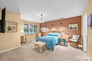 303 White Oak Dr, Hendersonville, NC 28791 - Photo 18