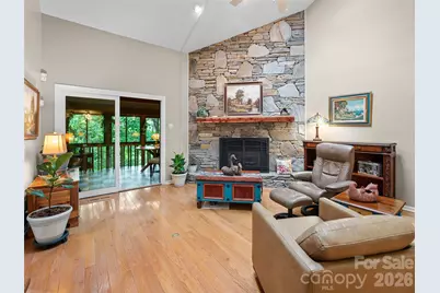 303 White Oak Drive, Hendersonville, NC 28791 - Photo 4
