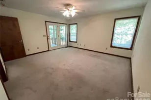 118 Whitewater Dr, Maggie Valley, NC 28751 - Photo 4