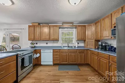 124 Lytle Cove Road, Swannanoa, NC 28778 - Photo 4