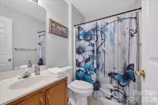 9207 Amy Dr, Charlotte, NC 28213 - Photo 16