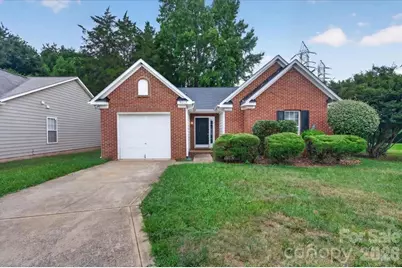 9207 Amy Drive, Charlotte, NC 28213 - Photo 1