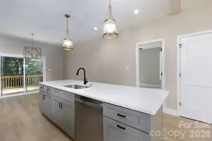 579 Trexler Ln, Rock Hill, SC 29732 - Photo 8
