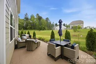 106 Hollywood Ct, Troutman, NC 28166 - Photo 18